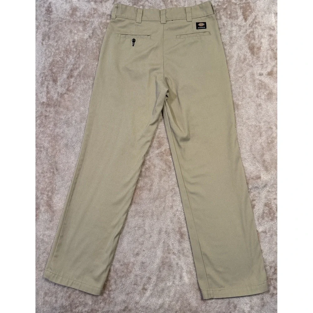 Dickies skateboarding regular